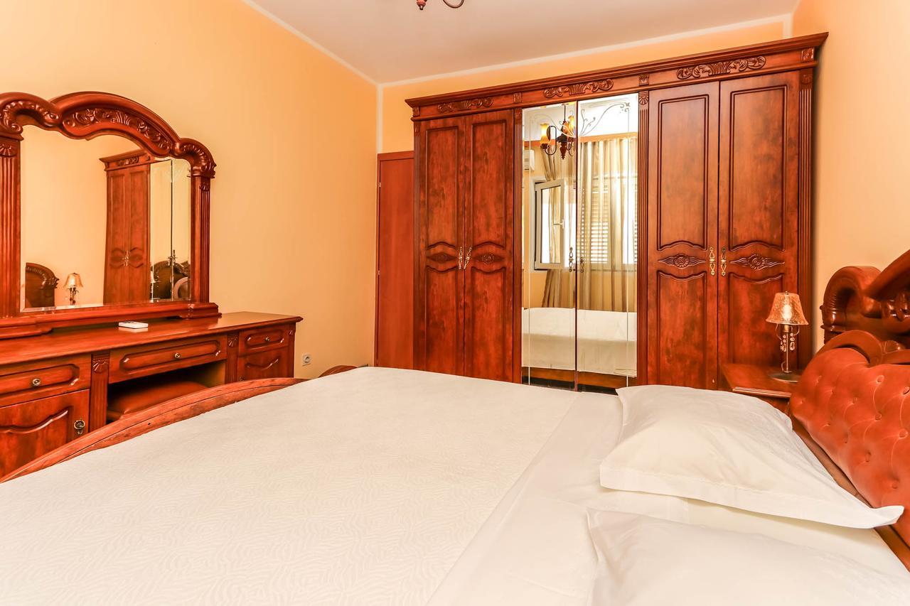 Guest House Darka Bijela Exterior photo